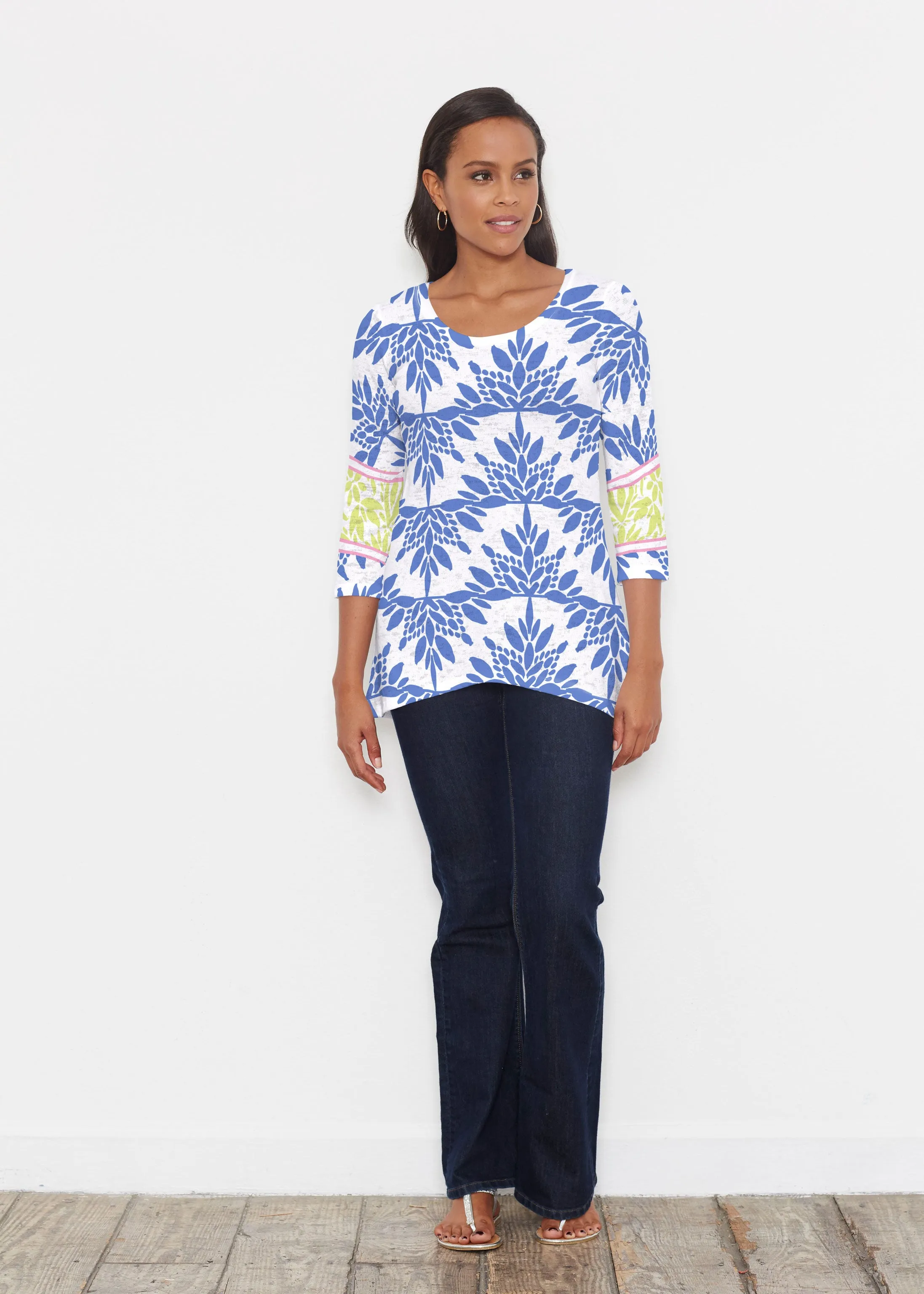 Eccentric (8043) ~ Katherine Hi-Lo Thermal Tunic
