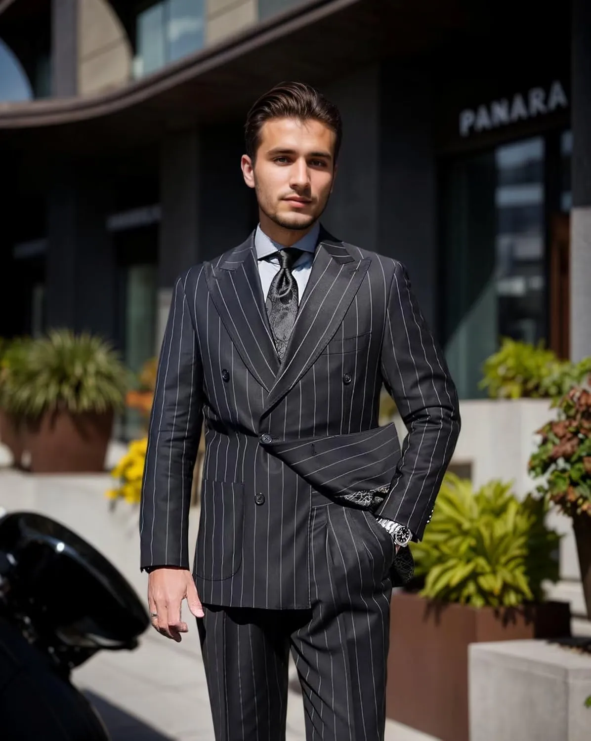 Pinstripe Suits for Men Double Breasted Tuxedo Regular Fit 2 Piece Blazer Pants Peak Lapel Suit Set for Wedding Prom