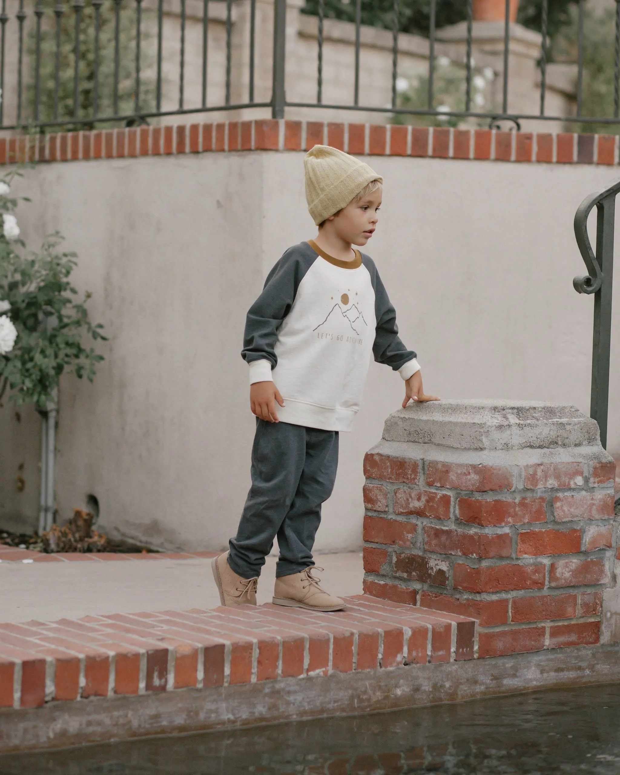 Rylee   Cru Raglan Sweatshirt - Natural Let's Go Adventure