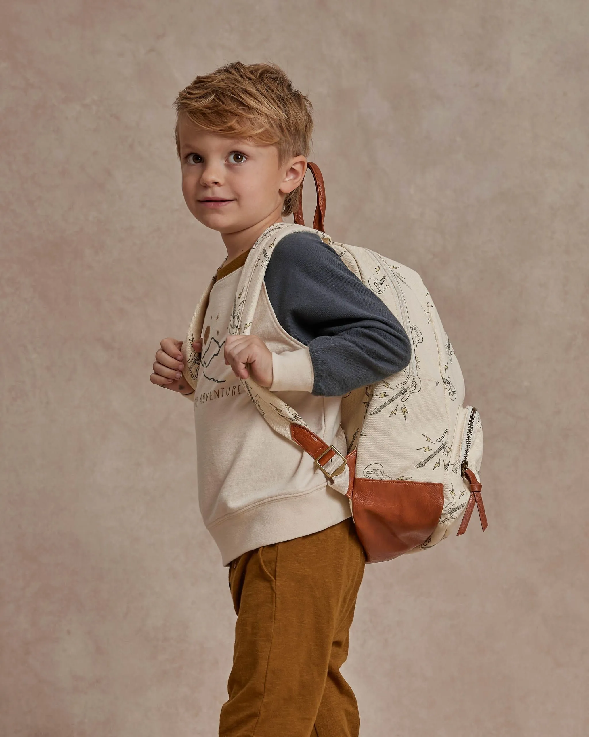 Rylee   Cru Raglan Sweatshirt - Natural Let's Go Adventure