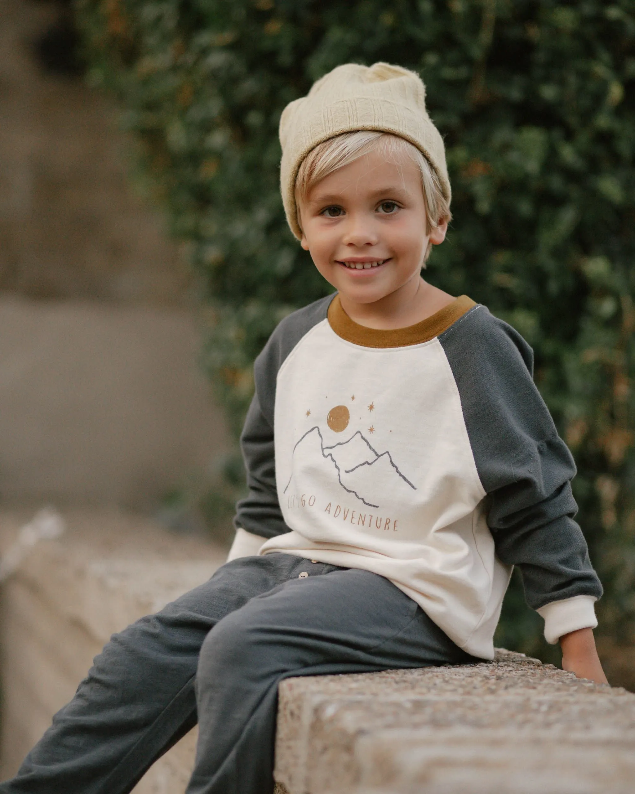 Rylee   Cru Raglan Sweatshirt - Natural Let's Go Adventure