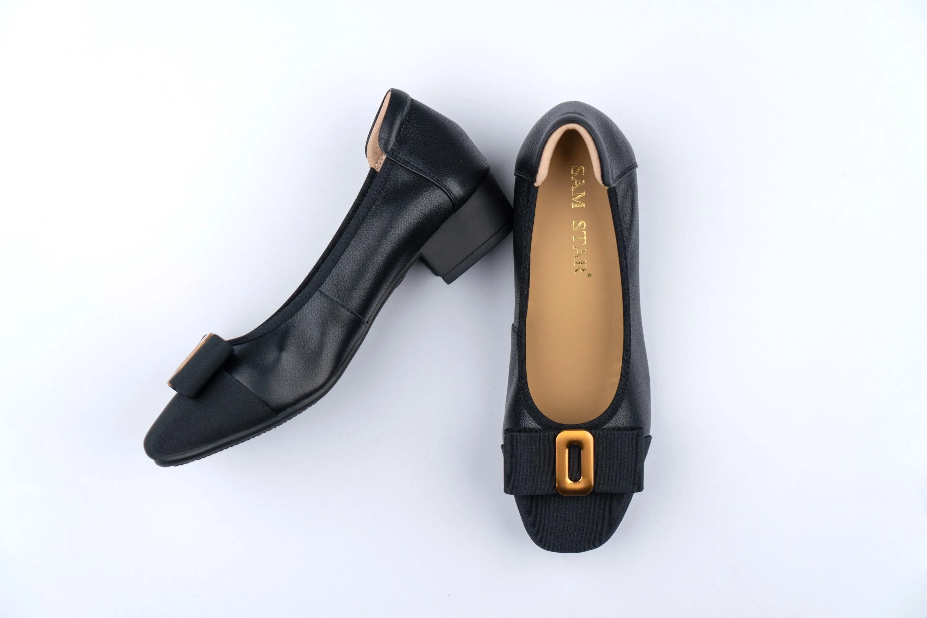 SS23002 Leather pumps with bow& gold buckle block heel ( new arrival)
