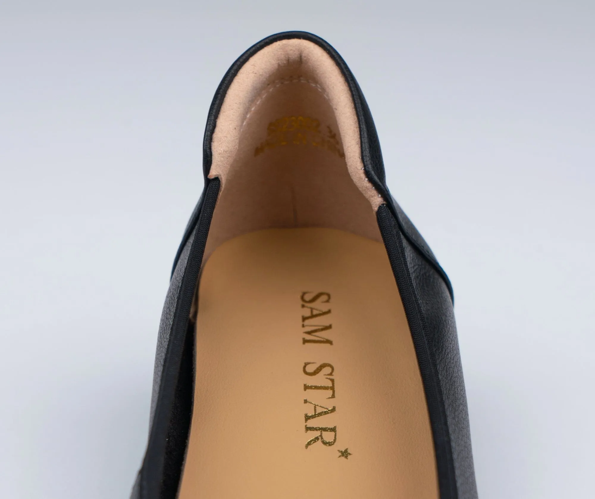 SS23002 Leather pumps with bow& gold buckle block heel ( new arrival)