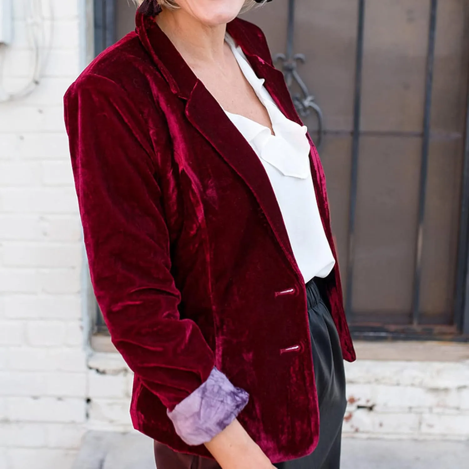 Women's Long Sleeve Velvet Jacket Vintage Blazer Suit Open Front Cardigan Trench Coat with Pockets Outerwear